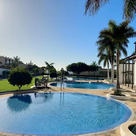 Ocean Duplex アパート *